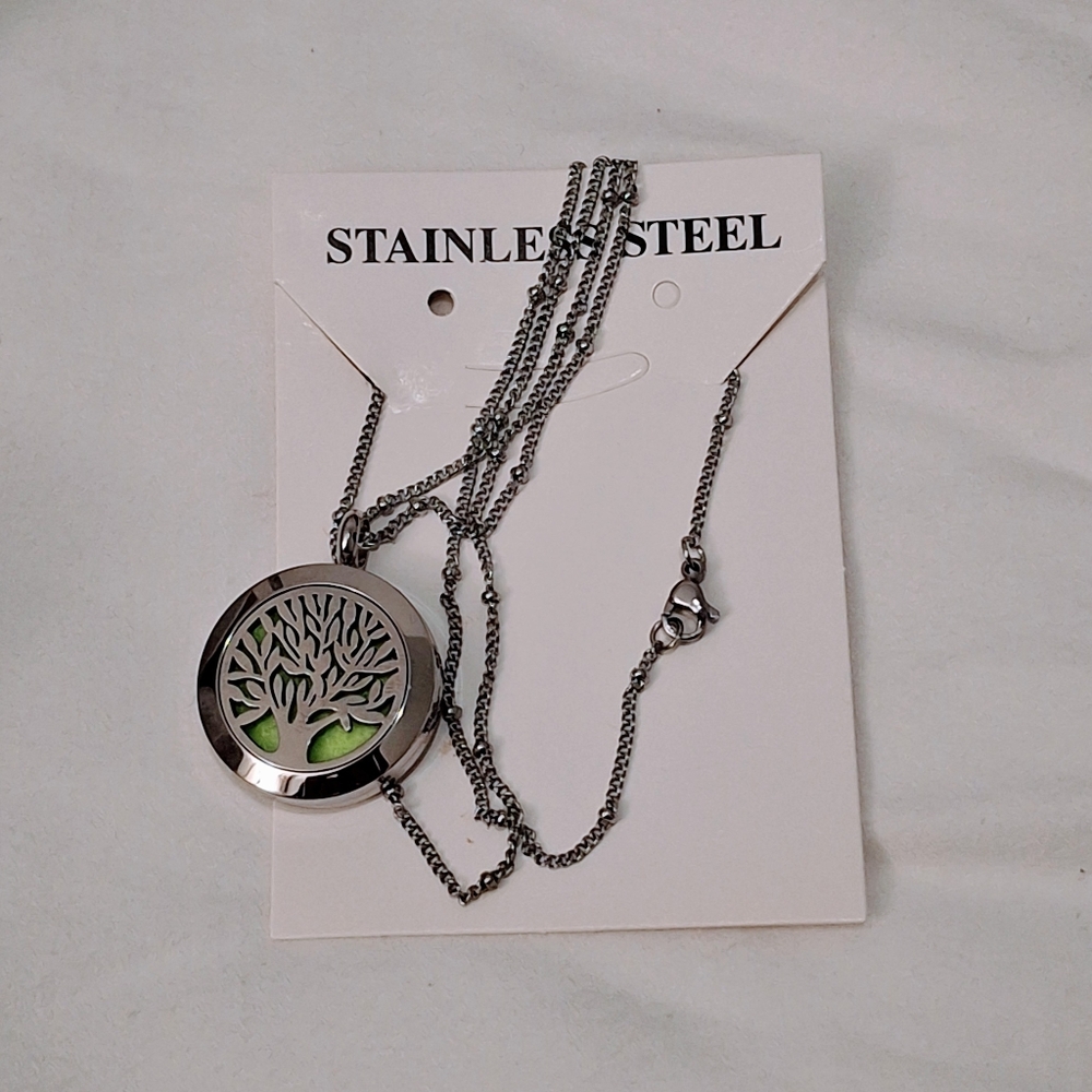 Lorfain Stainless Steel Diffuser Necklace Bundle OS - Picture 2 of 4